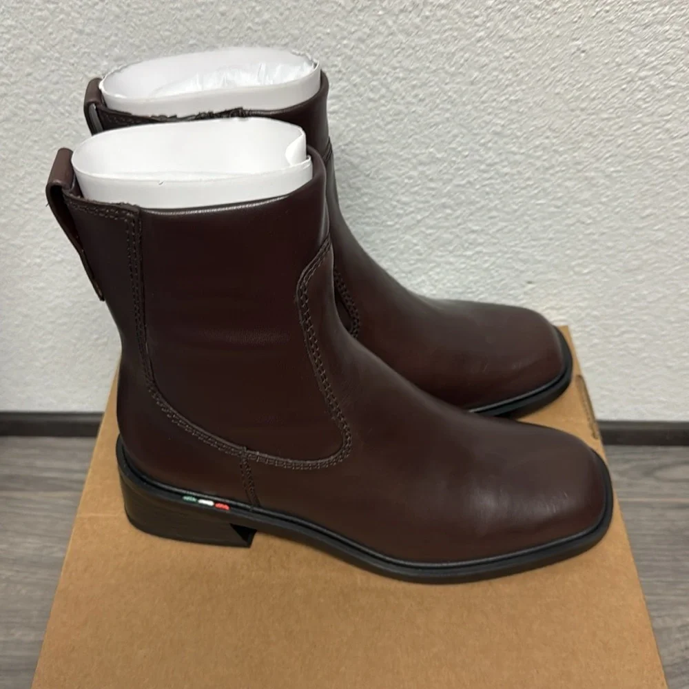 Franco Sarto Gracelyn Ankle Boot (WIDE) - Picture 6 of 7